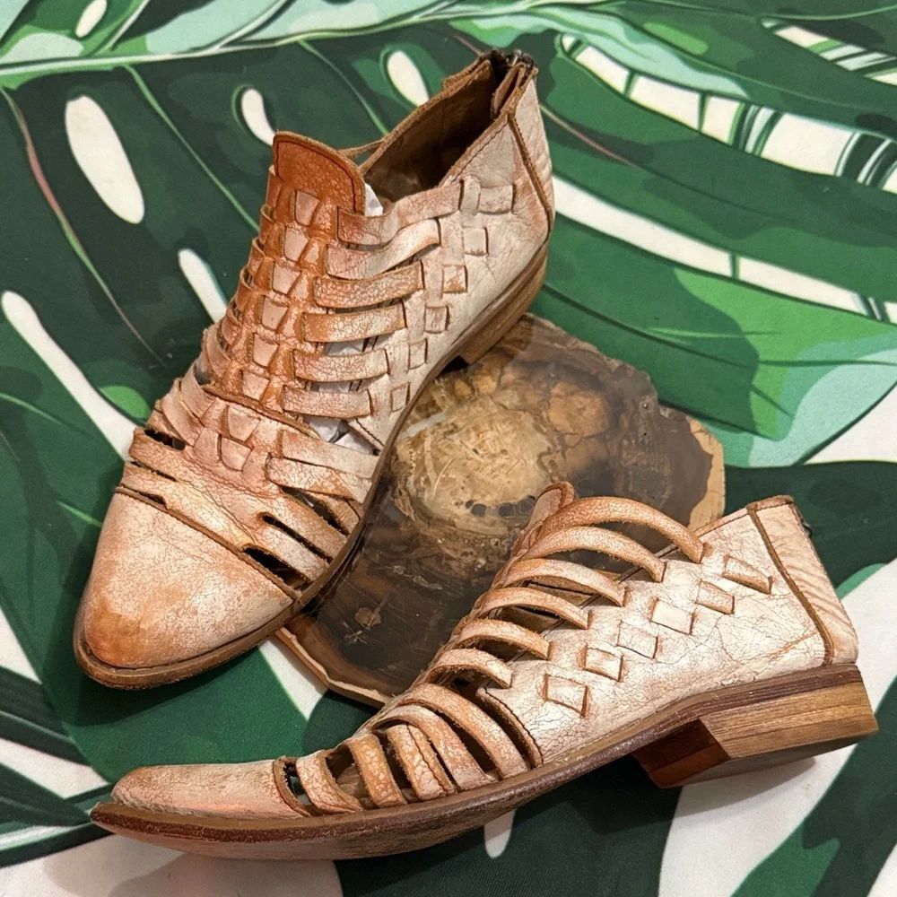 * Bed Stu Las Cruces huarache woven distressed leather shoes